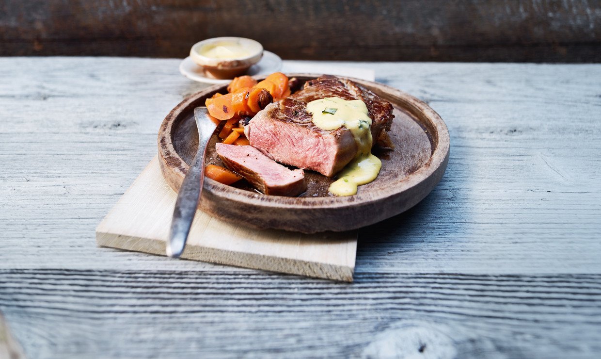 Rezept Kalbs Hohrueckensteak mit Hollandaise und Ruebli
