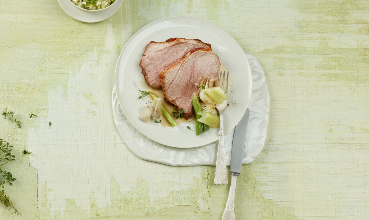 Roti D Epaule De Veau Juteux Au Four Viande Suisse