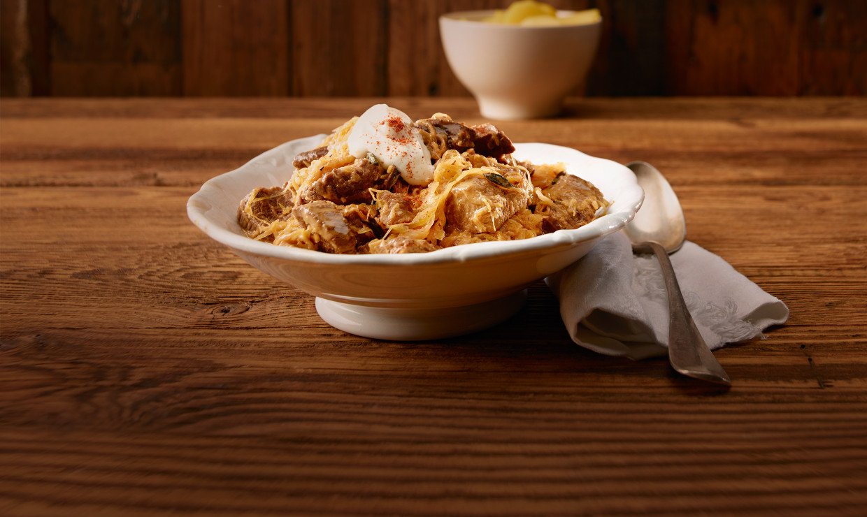 Rezept_Szegediner_Gulasch_mit_Rinds_und_Schweinefleisch
