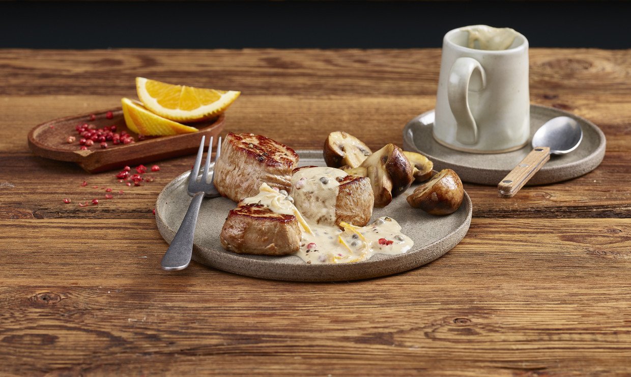 Schweinsfiletmedaillons-mit-Pfeffersauce