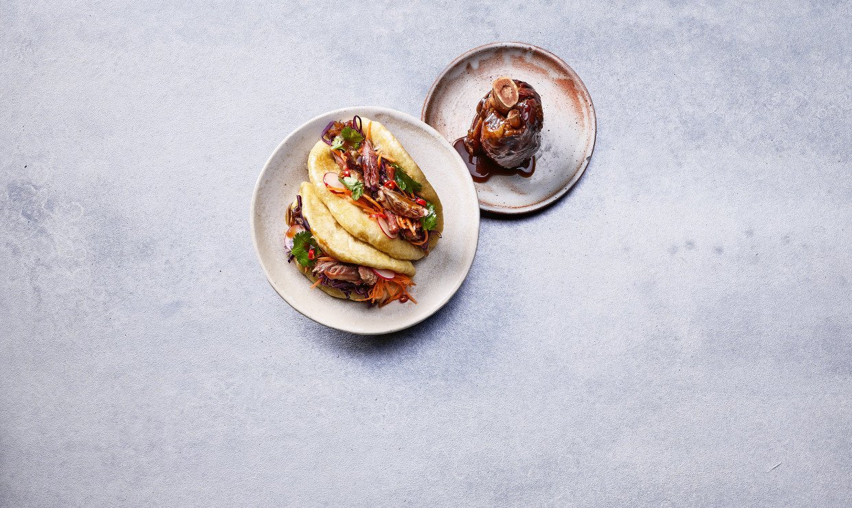 Bao buns de jarret braisé au miel et à la bière Viande Suisse