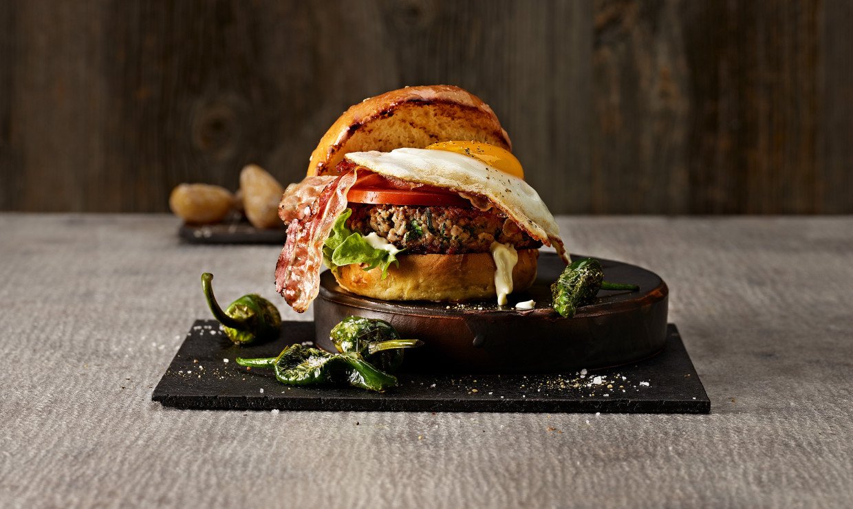 kalbs-burger-mit-trueffeloel-und-petersilie