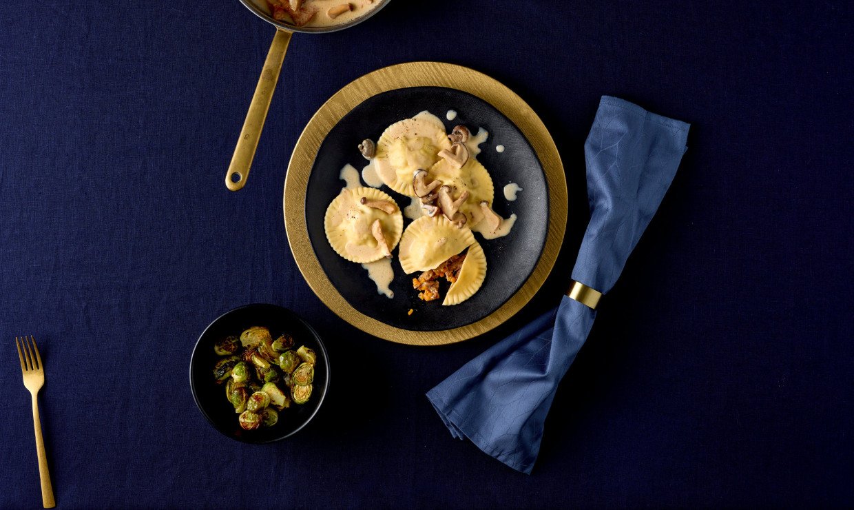 apoint_0225_Kalbsravioli-mit-Pilzragout-und-Rosenkohl