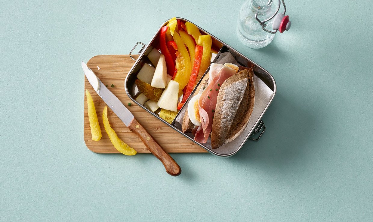 Lunchbox Trockenfleisch und Eier Sandwich