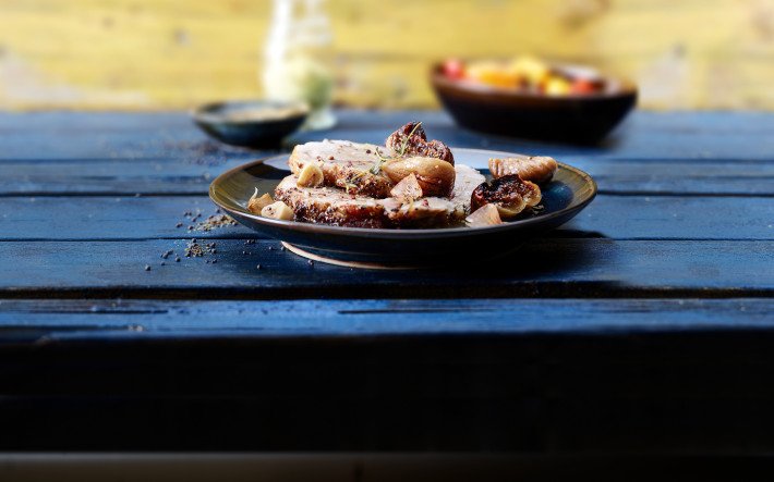 Rezept_Lammschulter_Braten_im_Senfkoerner_Sud