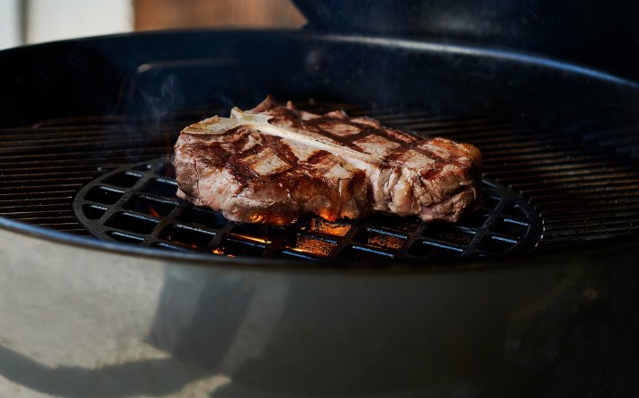Porterhouse Steak auf dem Grill