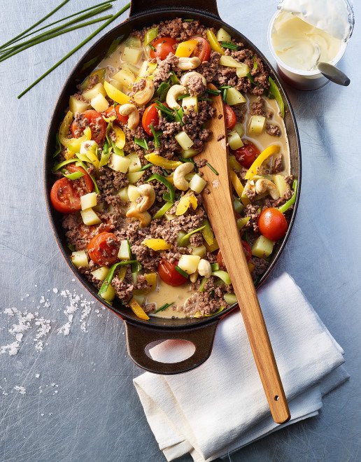 Rezept_Rindshackpfanne_mit_Kartoffeln_Gemuse_und_Cashewkernen