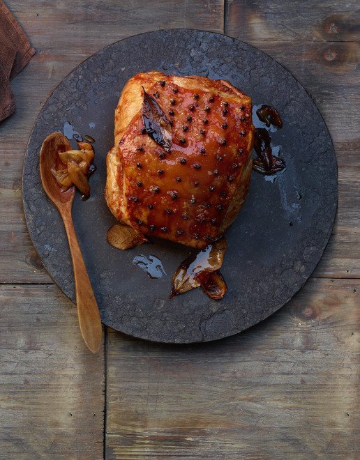Rezept_Schweinskrustenbraten_mit_Nelken_gespickt