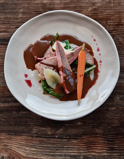 Schweinszunge in Holunderbalsamico