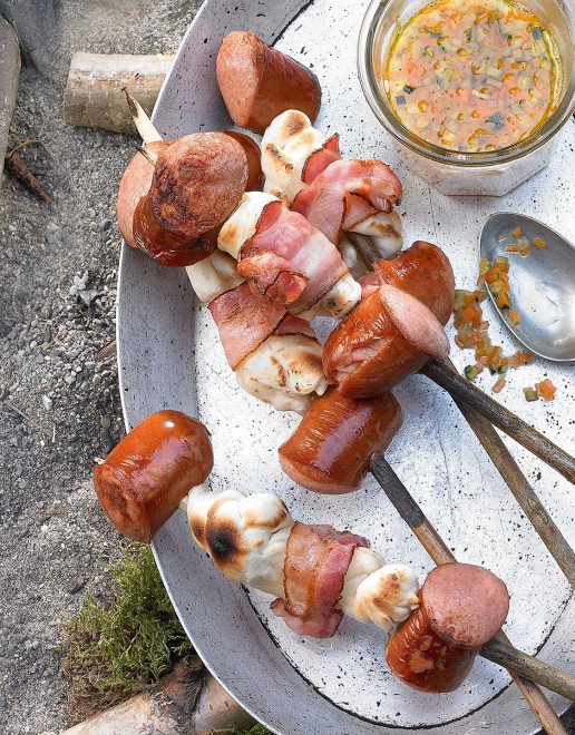 Cervelat-Spiess mit selbst gemachtem Gemüse-Ketchup
