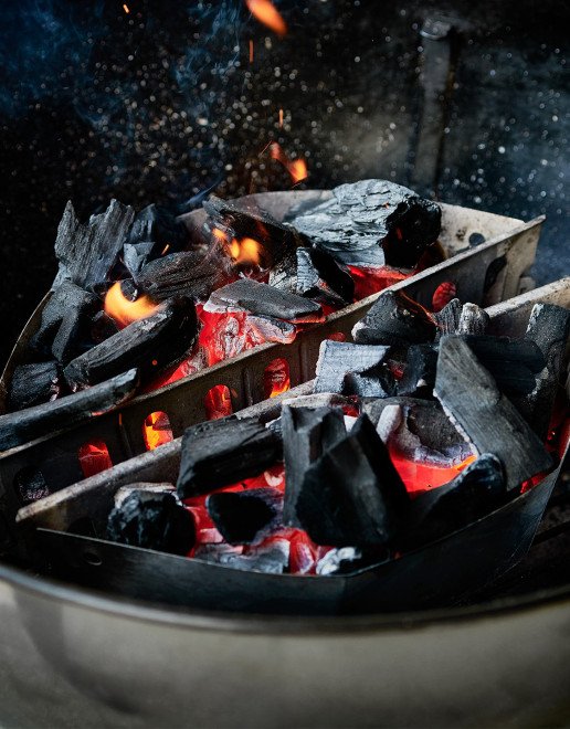 Grill Holzkohlegrill vorheizen