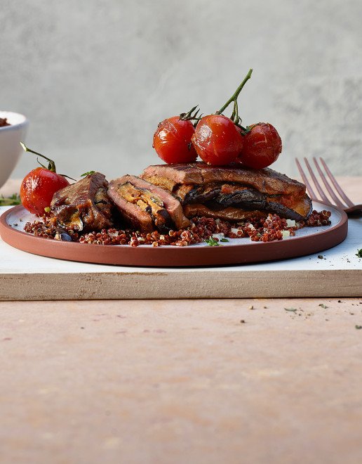 rindshuft mit auberginen fuellung tomaten und quinoa