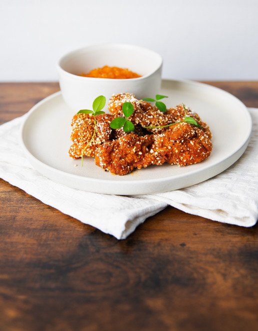Pouletschenkel im Popcornmantel mit Aprikosen-Apfel-Chutney