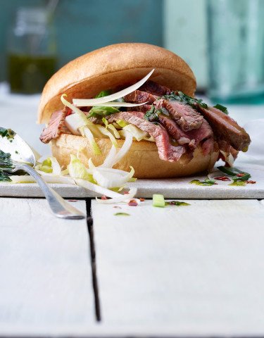 Rezept_Steak_Burger_mit_Sbrinz_und_Chimichurri