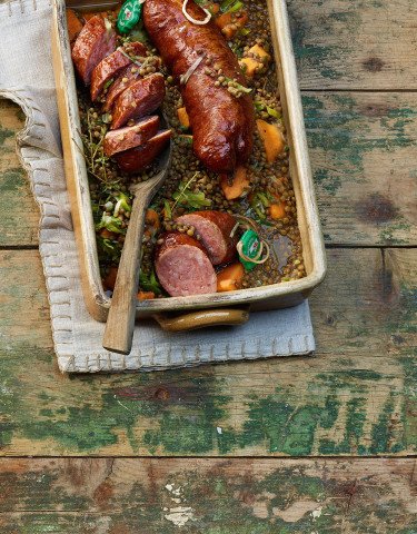 Rezept_Waadtlaender_Saucisson_auf_Linsen_Kuerbis_Gemuese