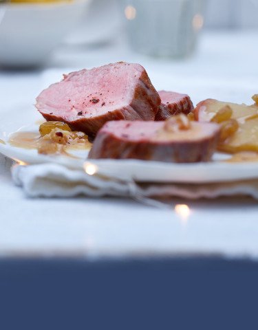 Rezept_Wuerziges_Schweinsfilet_mit_Bratapfel_Sauce