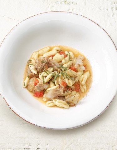 Kochen-Knochen-Sugo-al-Sterno-di-manzo