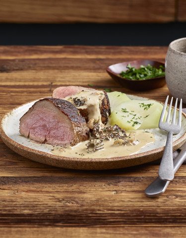 Kalbsfilet-mit-Morchelrahmsauce